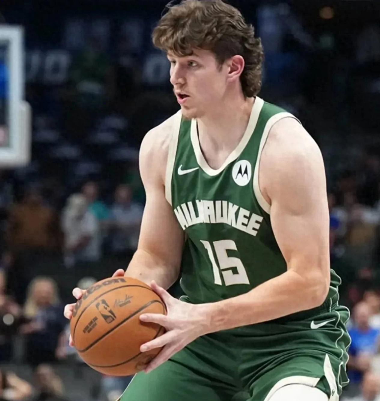 包含雄鹿队核心球员受伤成疑眼下尚未清楚的词条 包含雄鹿队核心球员受伤成疑眼下尚未清楚的词条