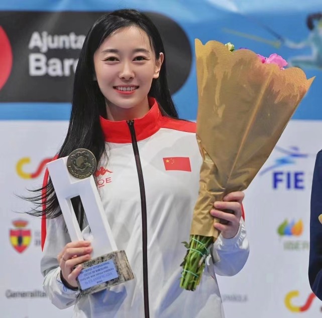 关于爱沙尼亚田径运动员突破个人记录!勇夺铜牌的信息 关于爱沙尼亚田径运动员突破个人记录!勇夺铜牌的信息