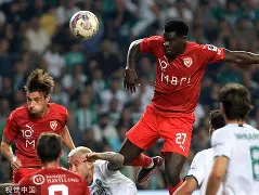 包含甘冈士气低迷，争夺欧战资格渐行渐远的词条