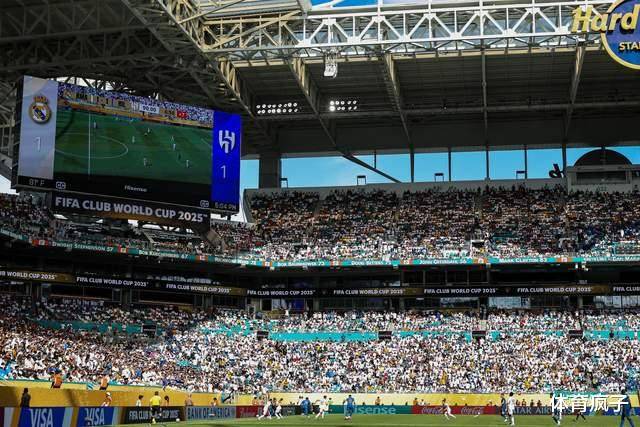 包含佛罗伦萨新援获得首秀表现,球迷期待更多的词条 包含佛罗伦萨新援获得首秀表现,球迷期待更多的词条