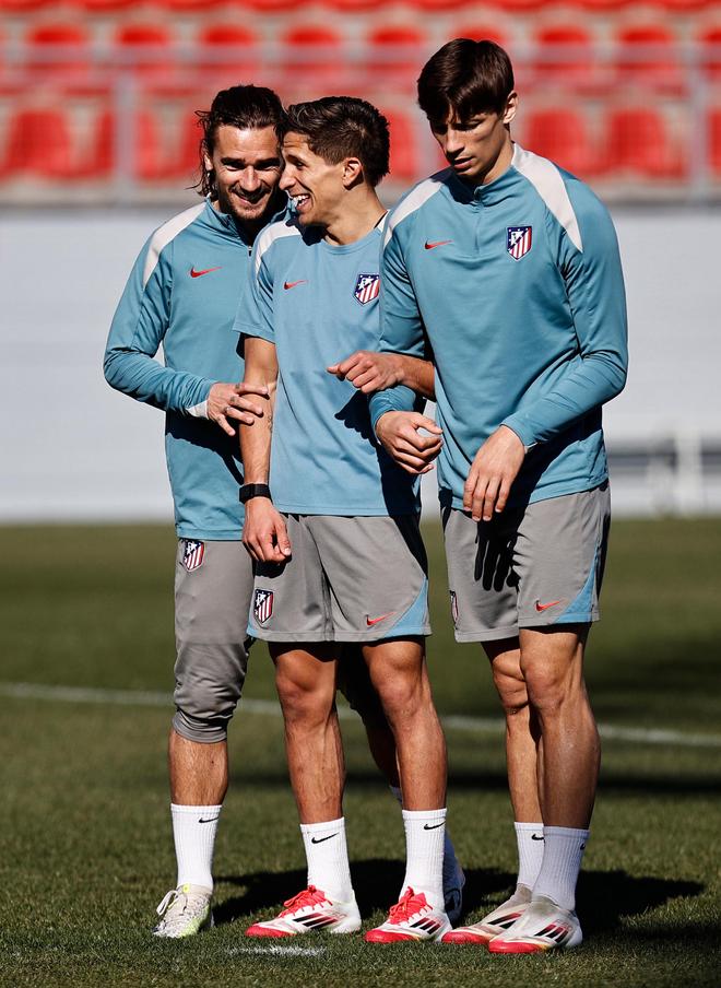 -马德里竞技备战迎战，士气高昂的简单介绍