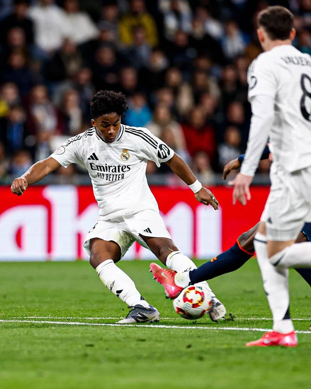 九游体育官方入口-阿拉维斯主场击败塞尔塔Vigo，喜迎开门红