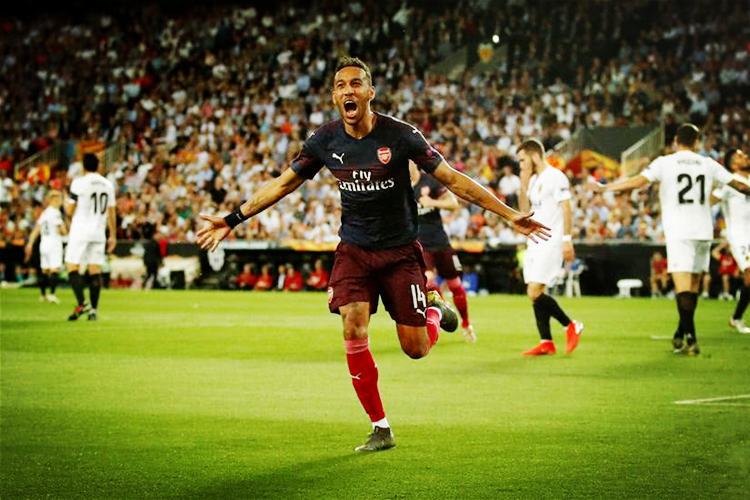 英格兰队赢得与意大利的关键比赛，跻身年欧锦赛