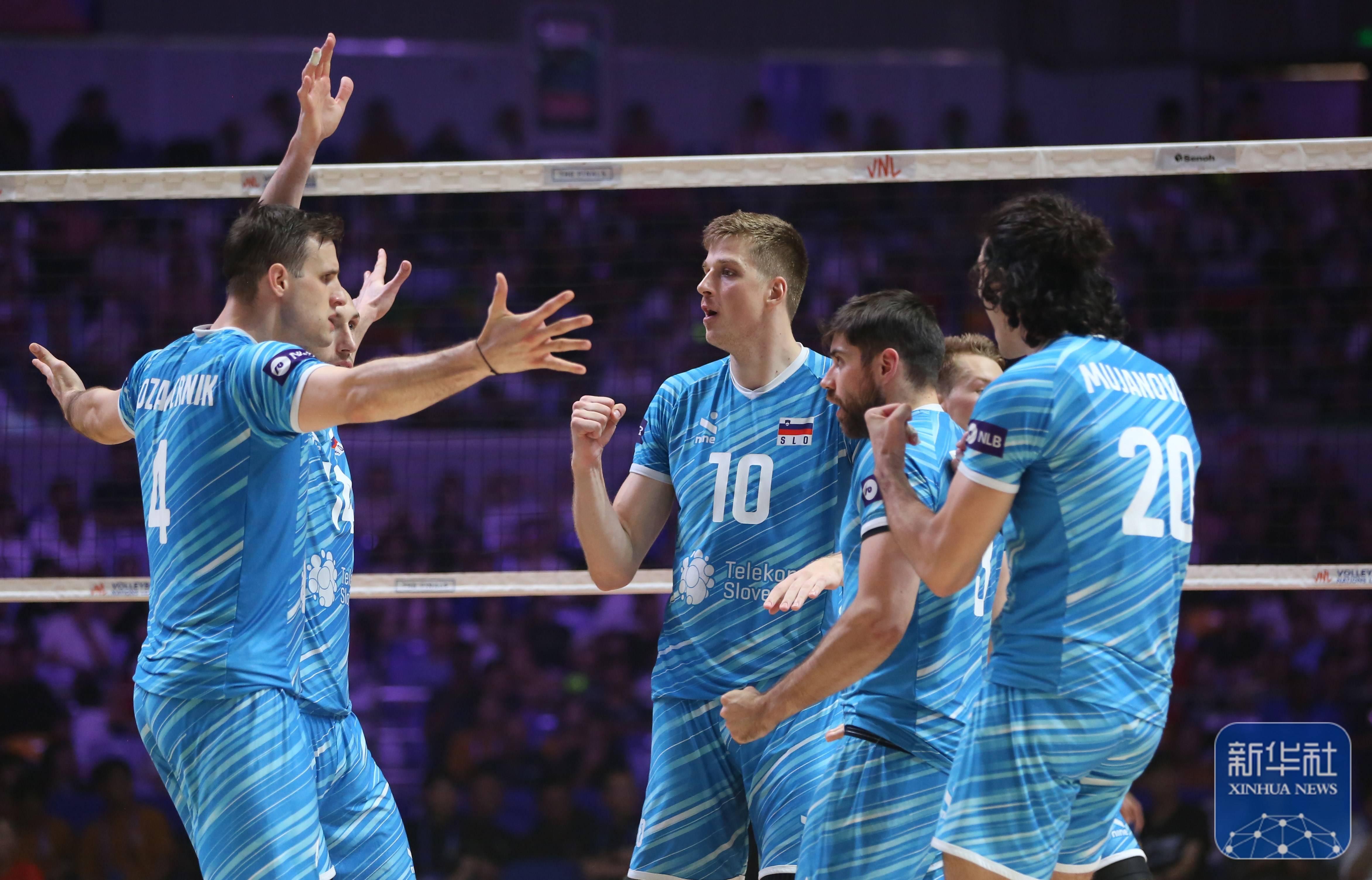 包含中超球员被挖角加盟巴西联赛银河战队的词条 包含中超球员被挖角加盟巴西联赛银河战队的词条