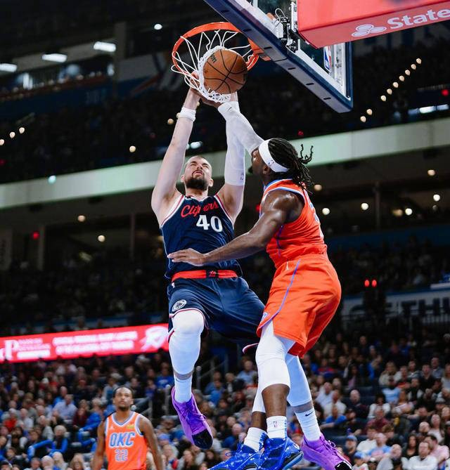 快船再胜雷霆,伦纳德全面发挥带领球队再次取胜的简单介绍 快船再胜雷霆,伦纳德全面发挥带领球队再次取胜的简单介绍