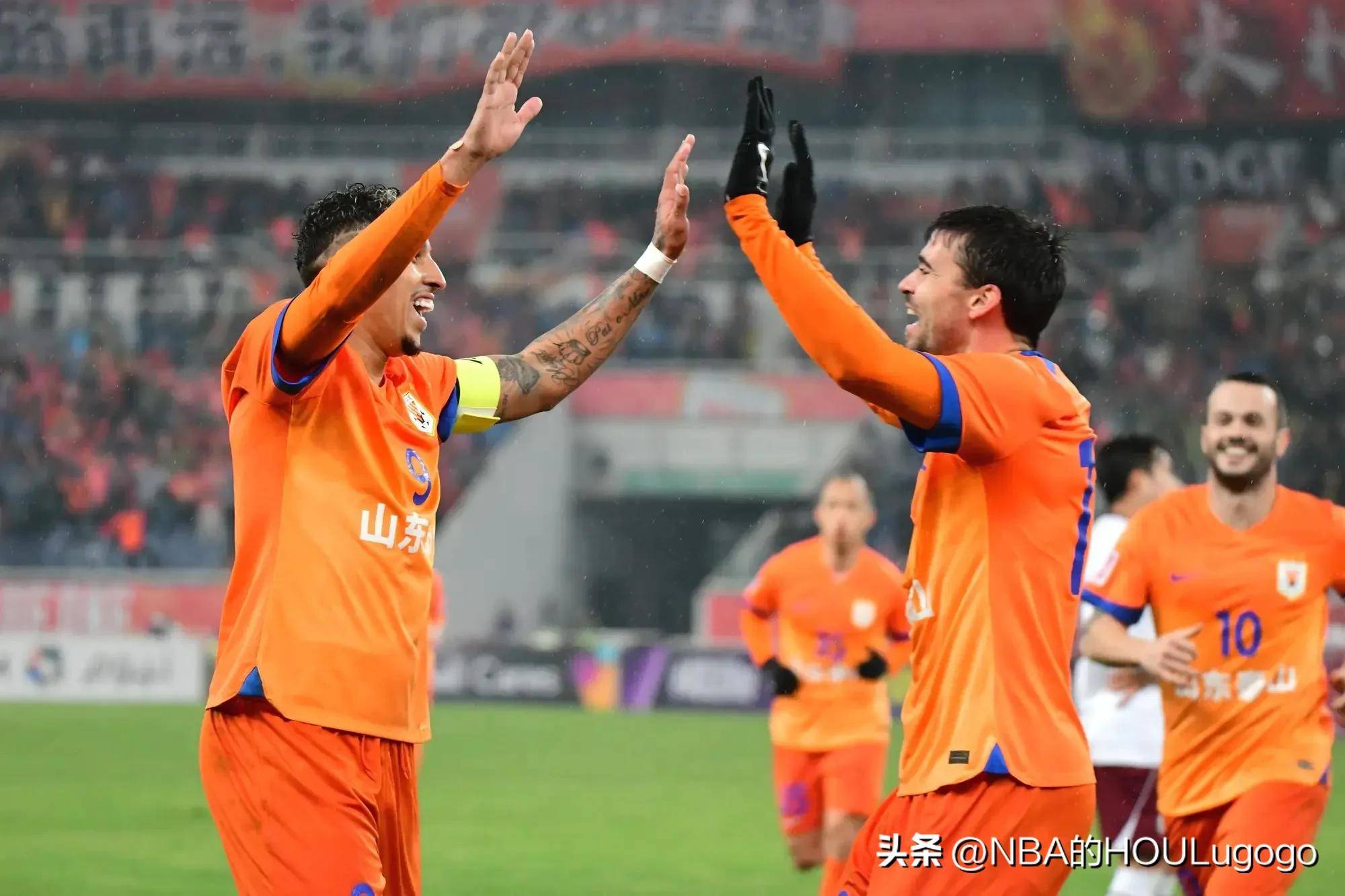 包含河北华夏幸福山东鲁能深圳亚足联主场争夺,比分未定的词条 包含河北华夏幸福山东鲁能深圳亚足联主场争夺,比分未定的词条