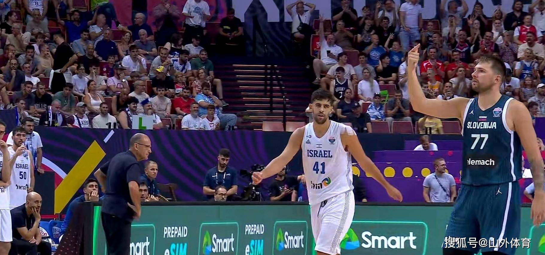 斯洛文尼亚队临阵换将，成功逆转