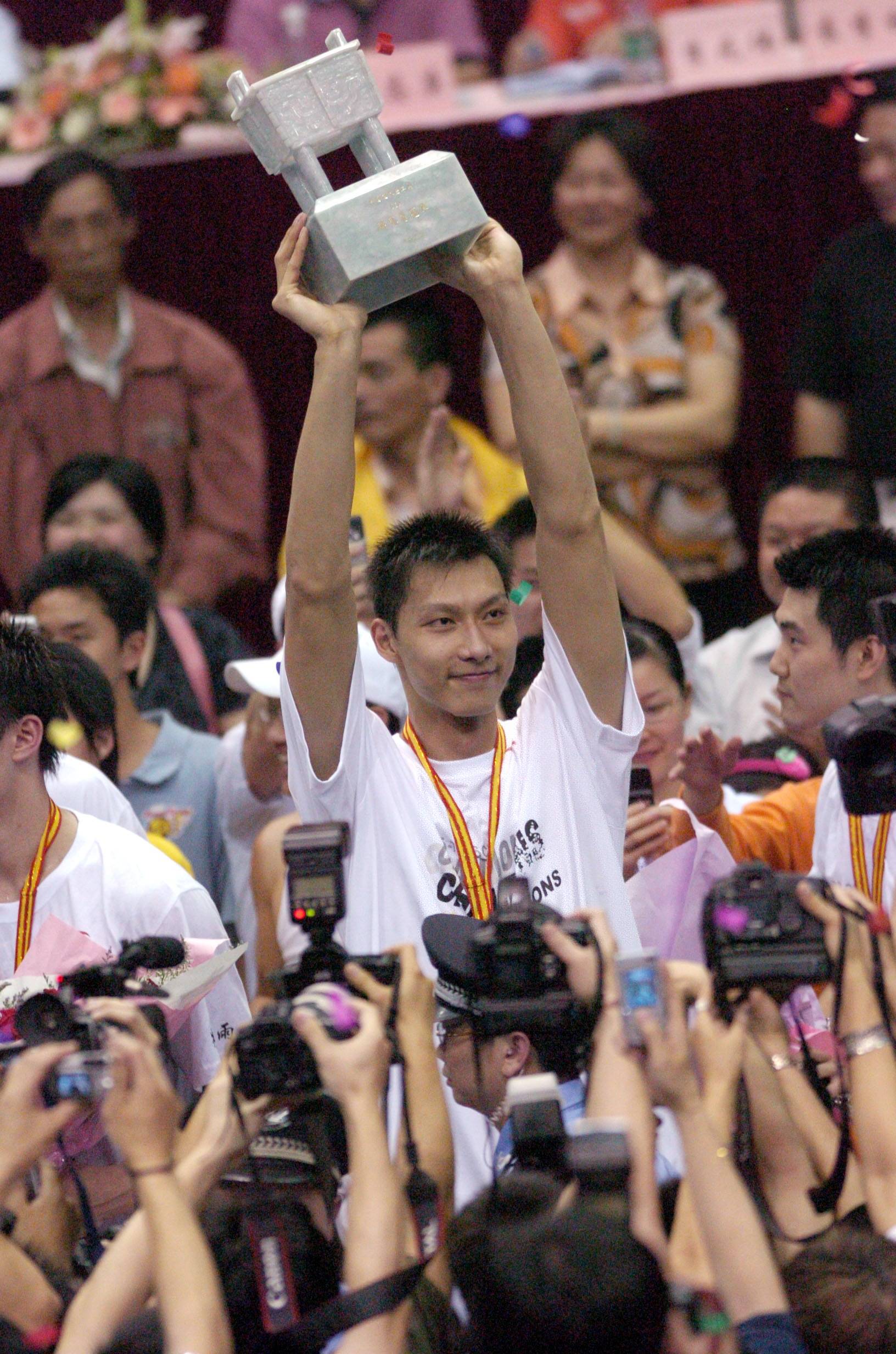 广东宏远豪取胜利,实现“凌波微步”赢球的简单介绍 广东宏远豪取胜利,实现“凌波微步”赢球的简单介绍